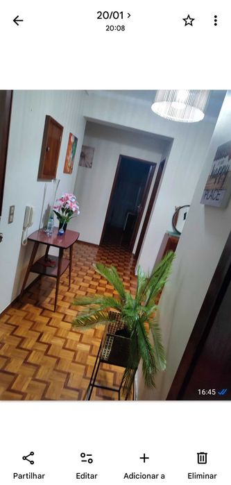Aluga se quartos para casal na margem sul