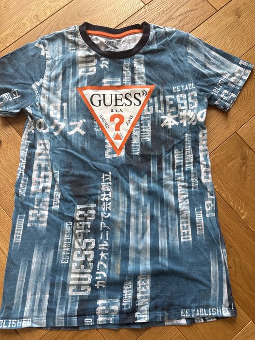 T shirt Tommy hilfiger , Guess