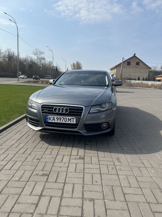 Audi A4 B8 2.0 TFSI quattro 211 к.с