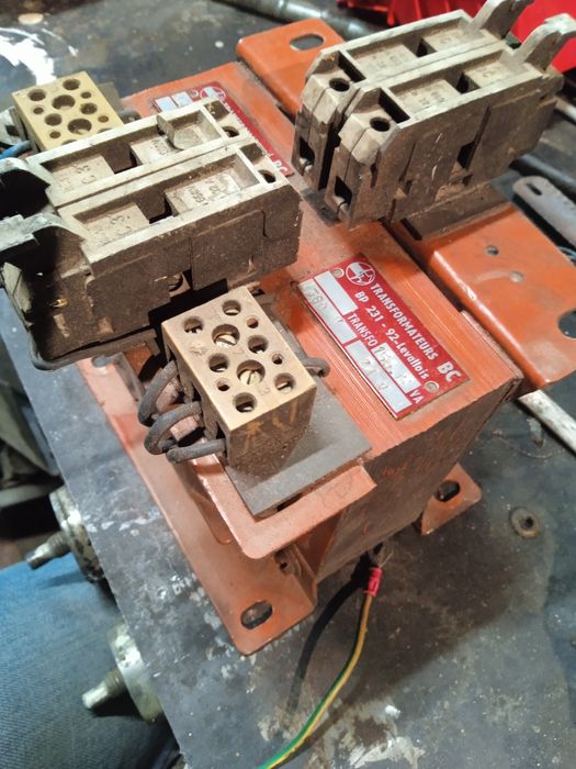 Transformator 360v 220v 1500VA