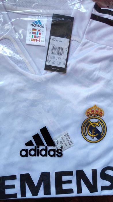 Real Madrid 2004/05 | Vintage Rara Siemens