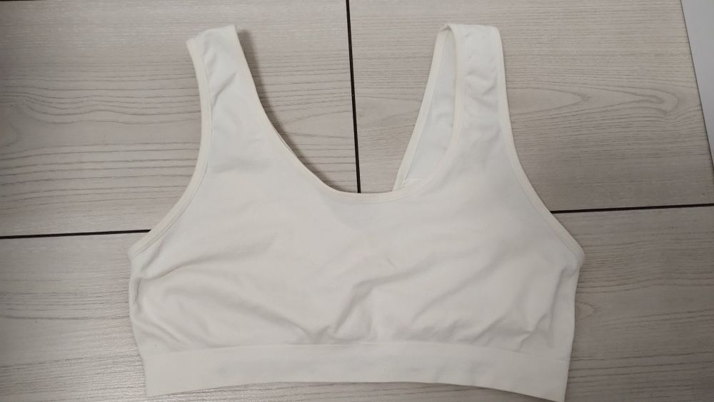 Продам топ спортивный,майка Adidas, леггинсы Reebok