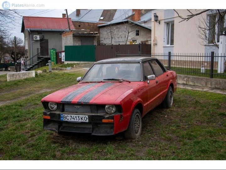 Mustang 1987 року