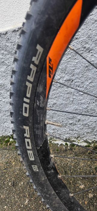 Bicicleta KTM em Carbono Roda 29