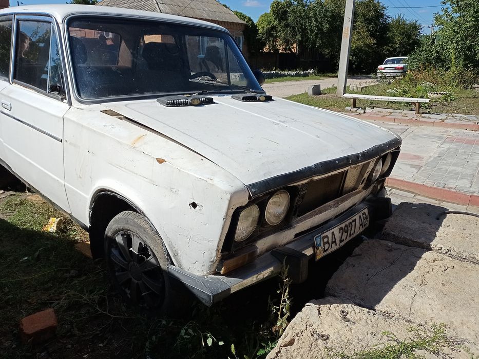 Ваз 2106 на ходу заводится ёдет бодро