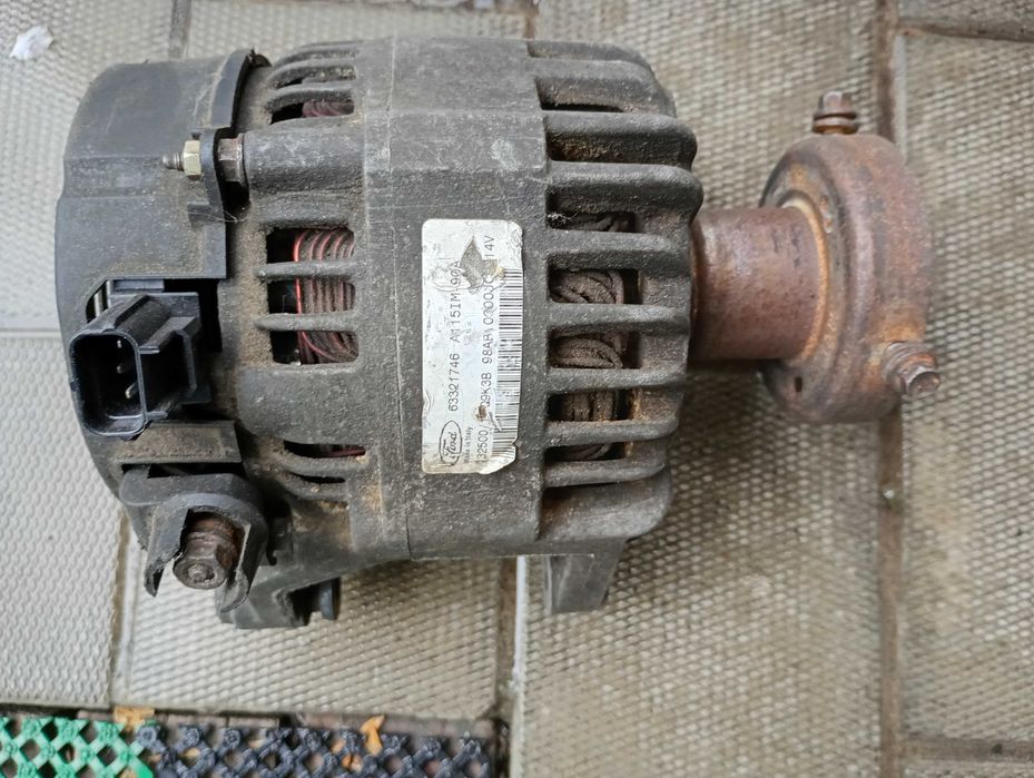 Продам генератор Ford transit connect 1.8 tdci