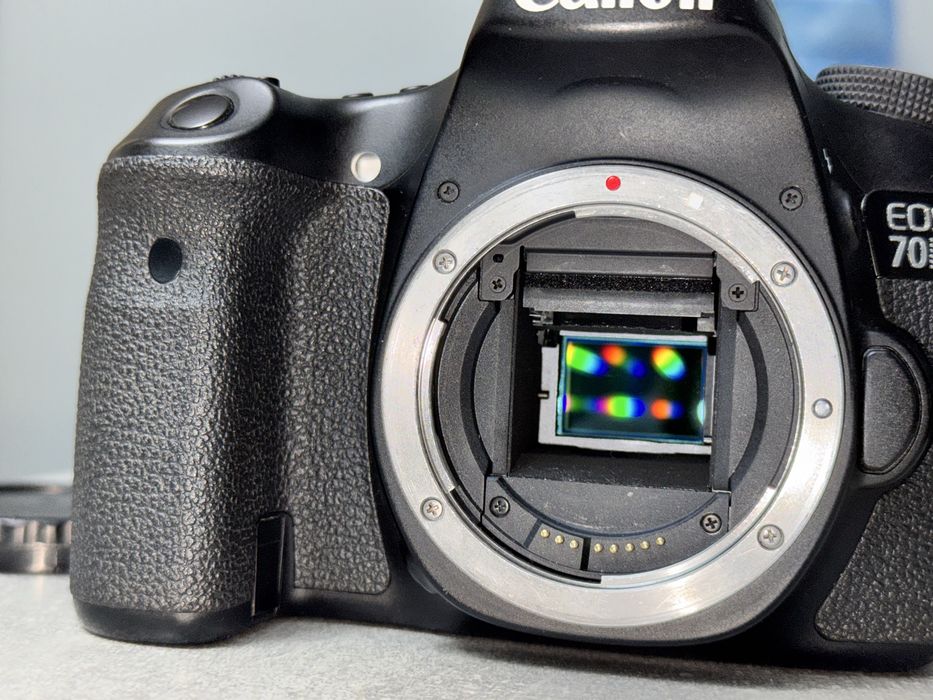 Canon 70D body + 2 baterie + ladowarka + 128gb sd