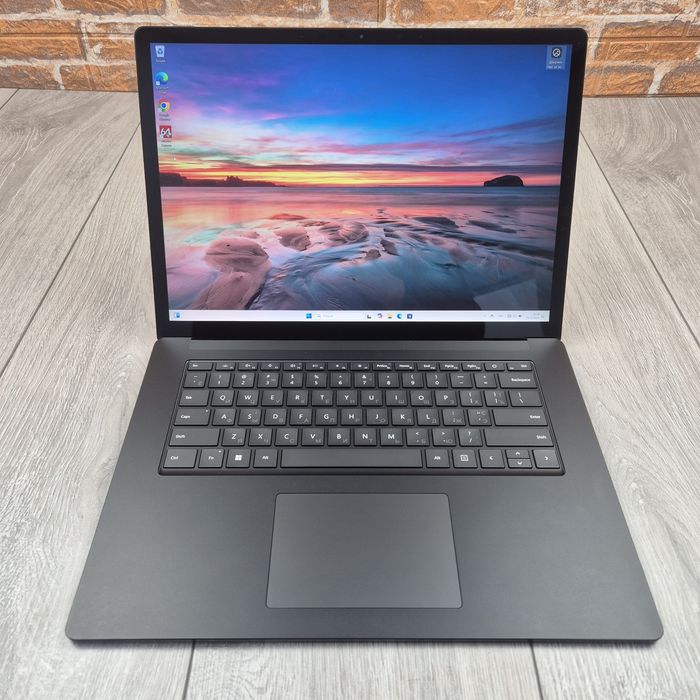 Microsoft Surface Book 3 2-in-1 13.5 Laptop - Intel Core i7-1065G7/25
