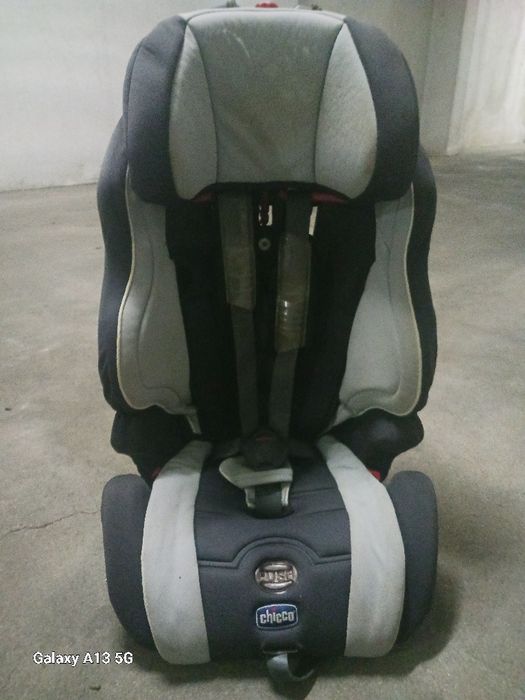 Cadeira  da" CHICO" de carro para bebé