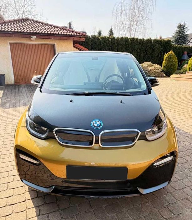 BMW i3S      2021