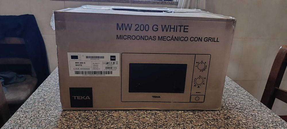 Micro-ondas Teka MW 200G 230V com Grill - NOVO