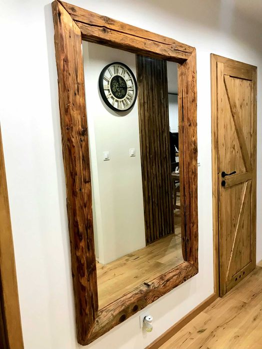 Lustro  stare w starej drewnianej ramie drewniane duże