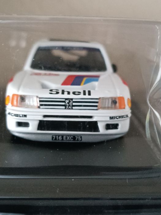 Peugeot 205 T16 1/43
