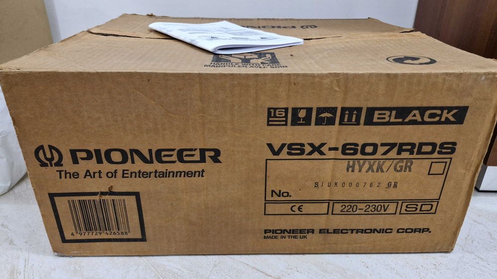 Pioneer VSX 607 RDS Amplituner z inteligentnym pilotem