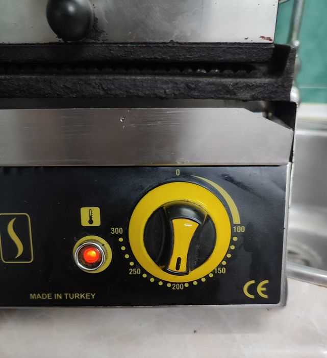 Професійний притискний гриль SILVER Туреччина