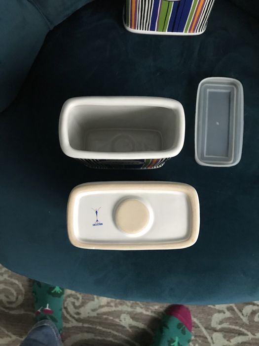 Керамічні ємності для чаю, кави, цукру.