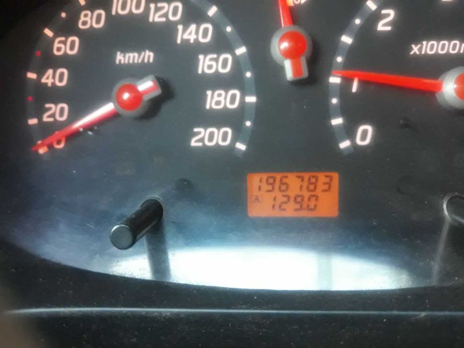 Nissan Micra 2004, дизель 1.5л