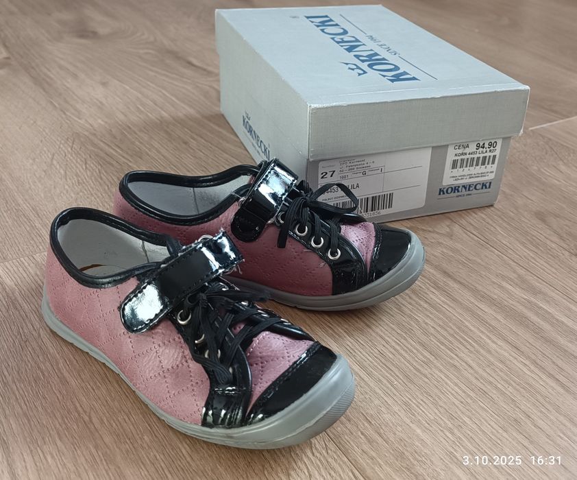 Buty dziecięce Kornecki r. 27 stan idealny