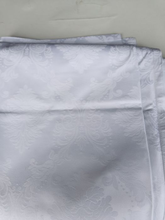 Obrusy bawelniany biały 230/230 cm