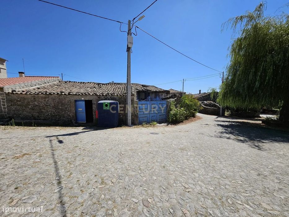 Casa De Pedra Para Reabilitar | Moreirinhas – Trancoso