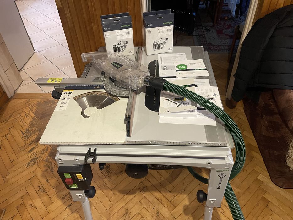 Festool TKS 80 EBS, pilarka stołowa.