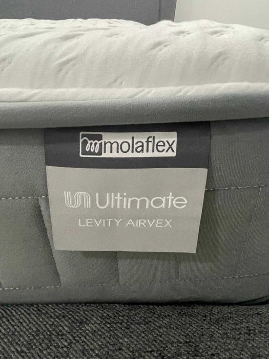 Cama Casal 200x160 + Colchão Molaflex Levity Airvex (Como Novo)