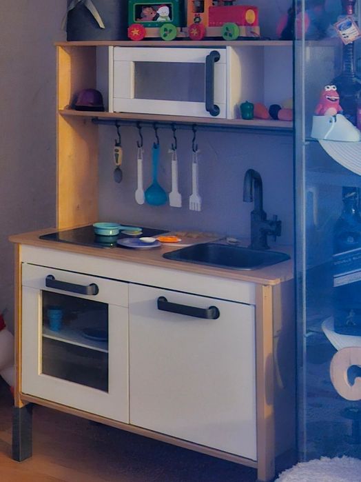 Kuchnia drewniana dla dzieci