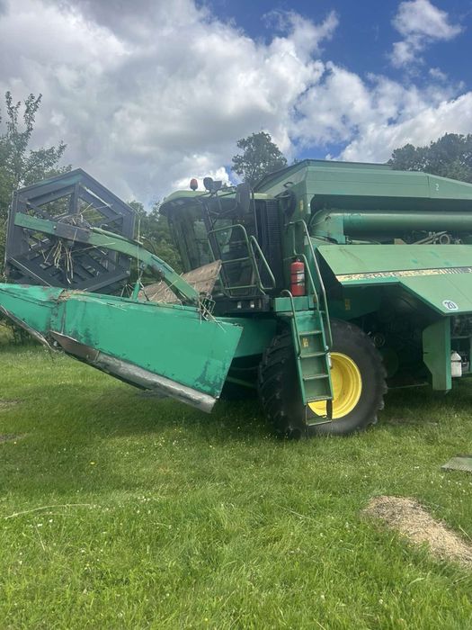 Комбайн John Deere 2066