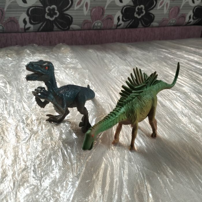 Динозаври фігури