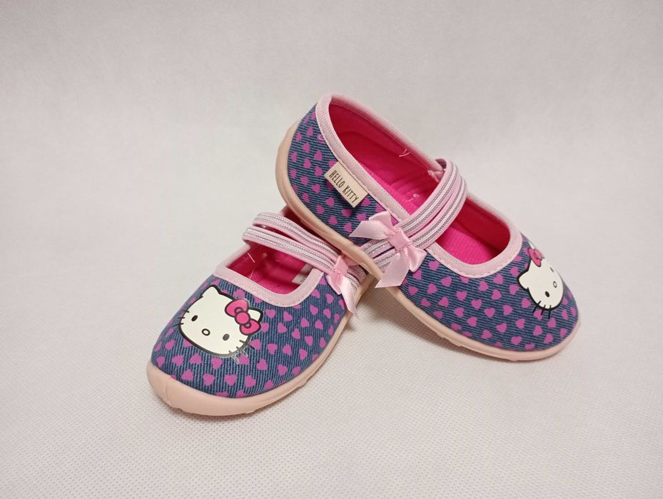 baleriny kapcie szkolne Hello Kitty przedszkolne nr. 24