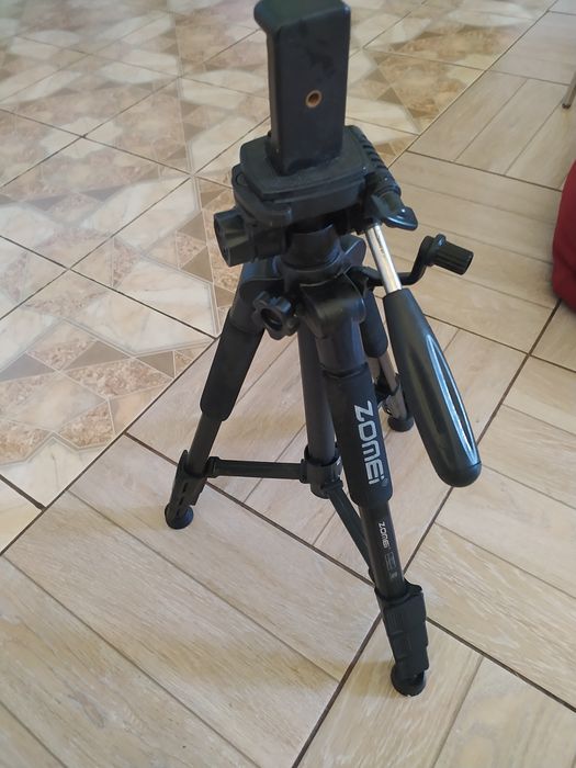 Фото штатив ZOMEI Q 111