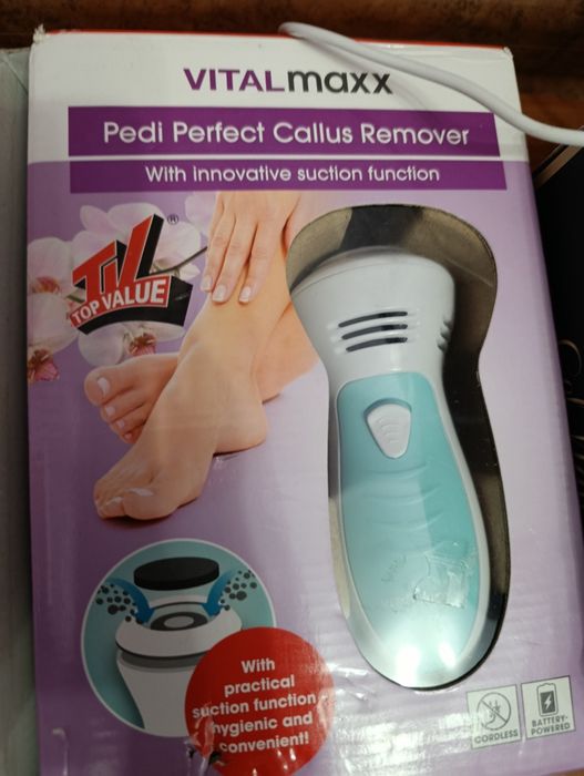 Масажер для обличчя, пилка для ніг