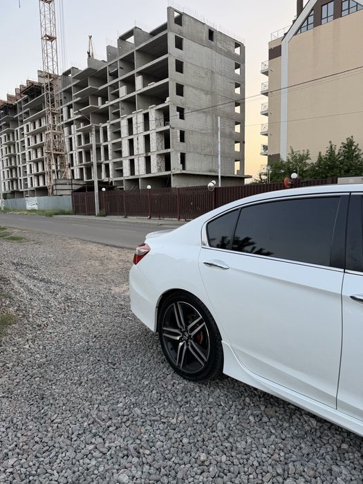 Honda Accord 9 Sport