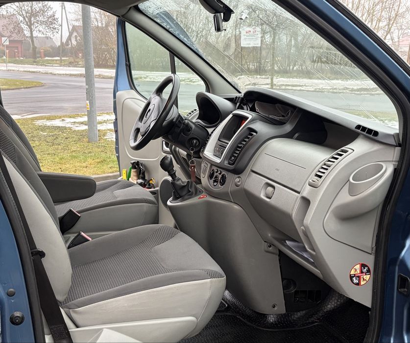 Opel Vivaro 2.0 d 2011