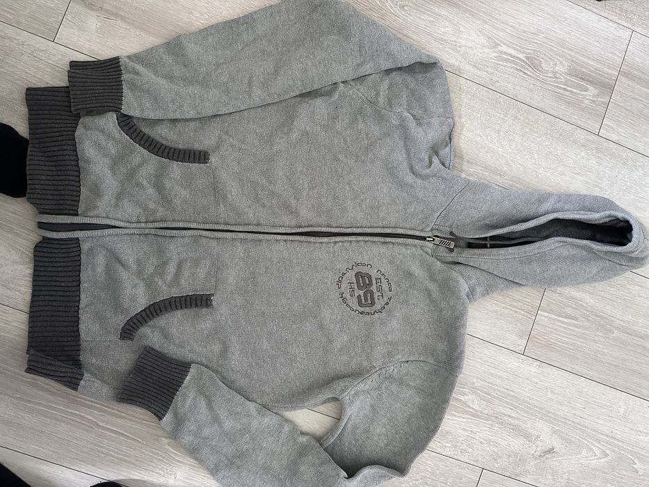 Sweter rozpinany house