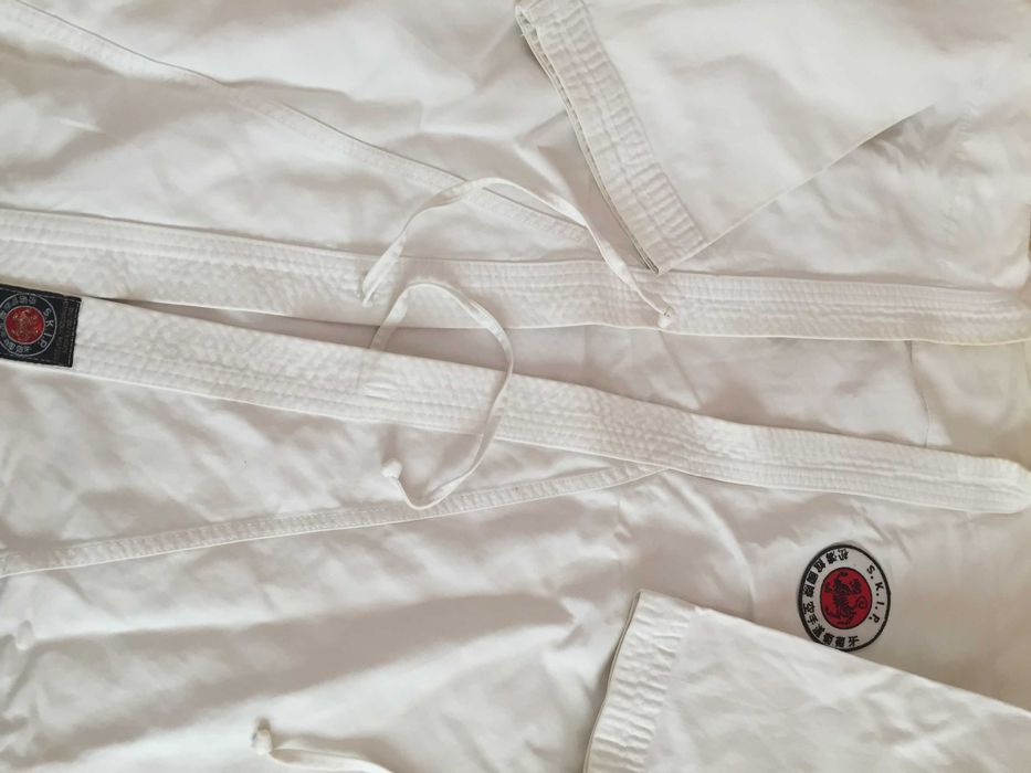 Fato completo Karaté Shotokan criança 10/12 anos Ótimo estado-Algodão