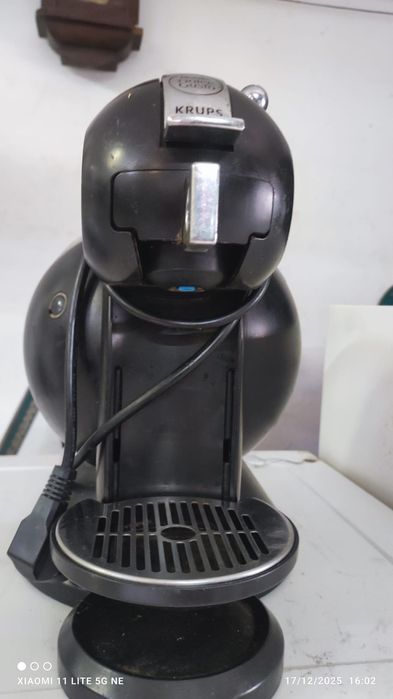 Maq. Dolce  em  estado  novo 25eur.