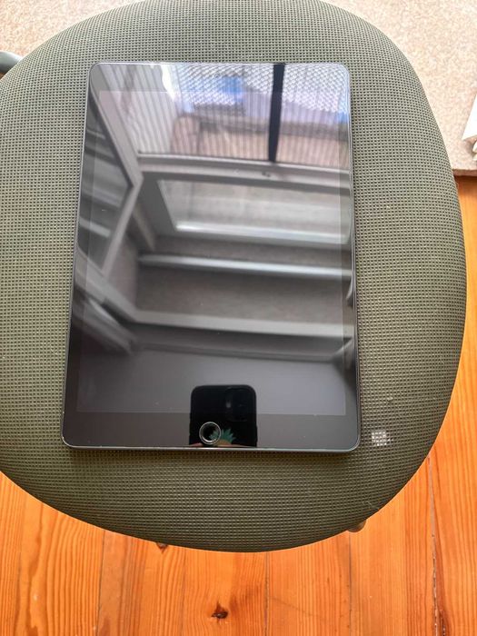 iPad 9.ª Geração 64GB Wi-Fi + Capa + Teclado  Impecável