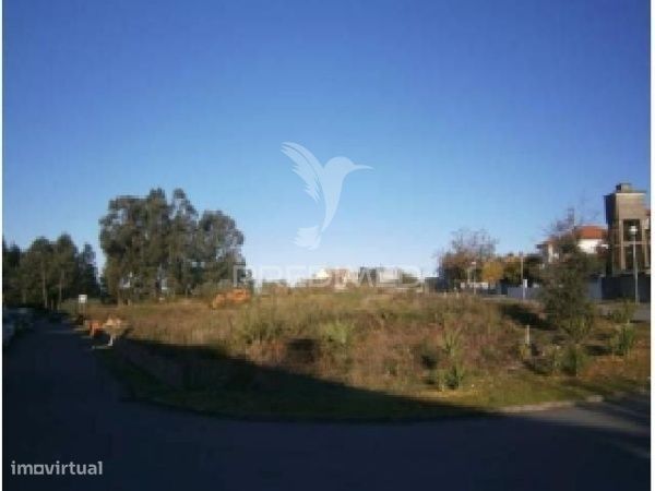 Terreno Urbano em Recardães e Espinhel, Águeda, Aveiro