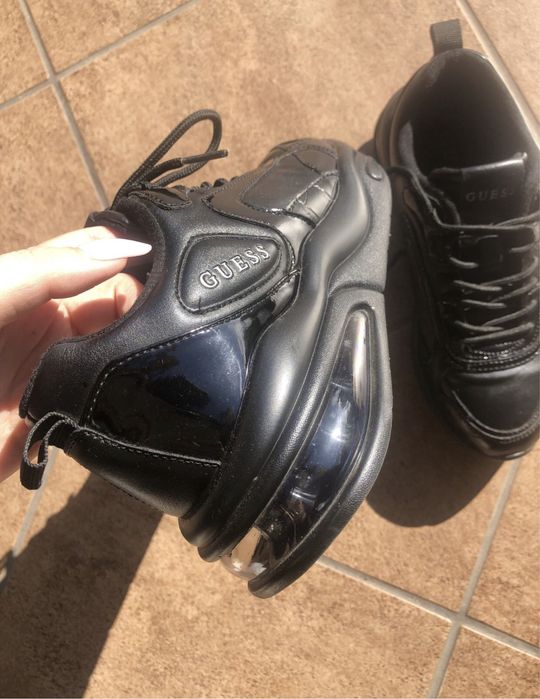 Buty sportowe Guess damskie oryginalne