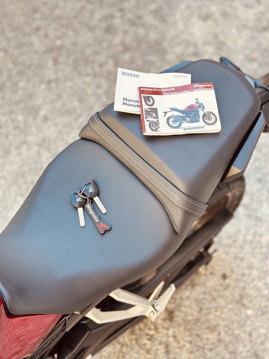 Honda CB300R de 2021 - NOVA!