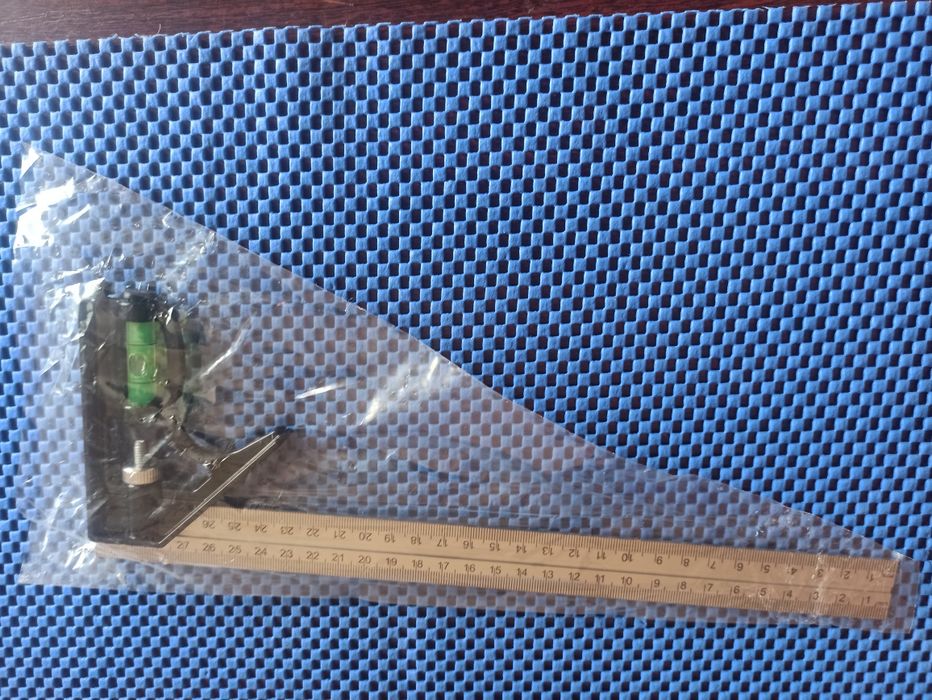 Лінійка кутник для деревообробки