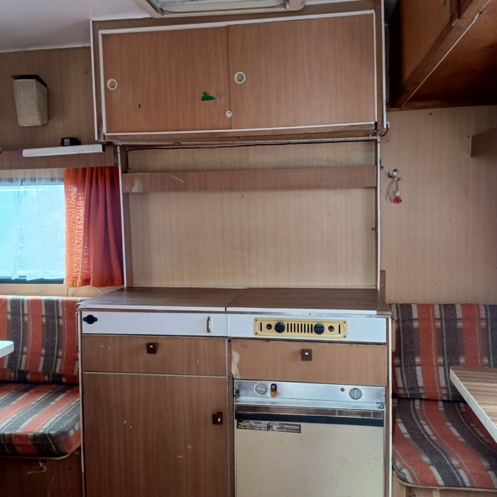 Przyczepa kempingowa lekka knaus k 310