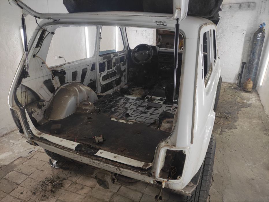 Продам Ниву21214 после многочисленных  доработок