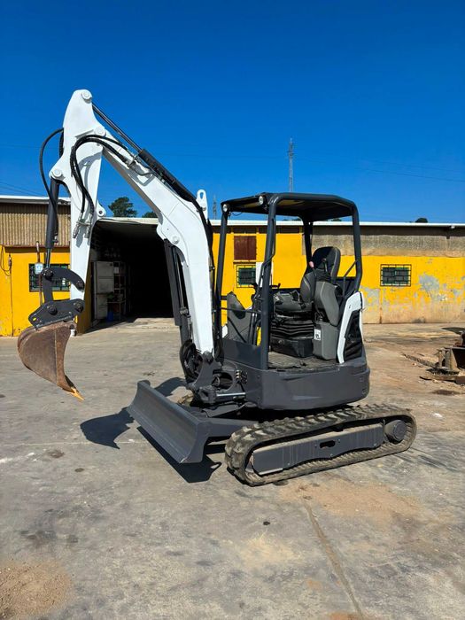 Mini giratoria - escavadora Bobcat E27Z