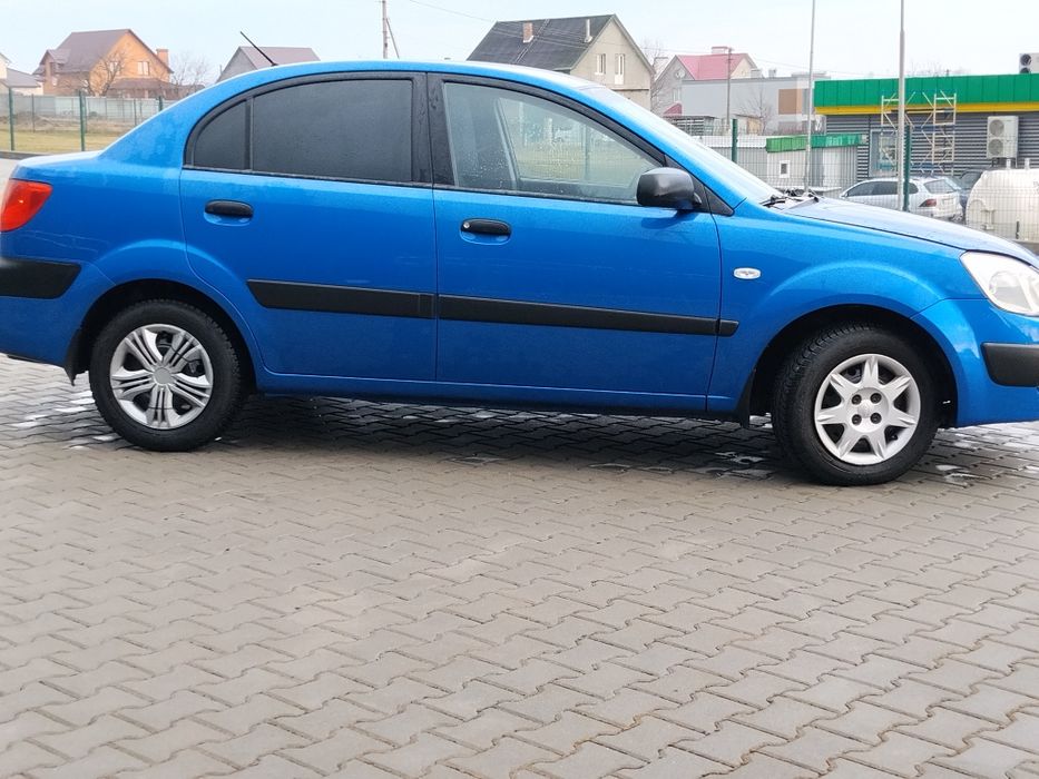 Продам Кіа Ріо 1.4 газ - бензин