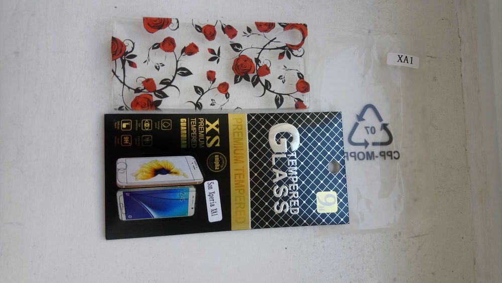 Etui Sony Xperia AX 1  szkło hartowane