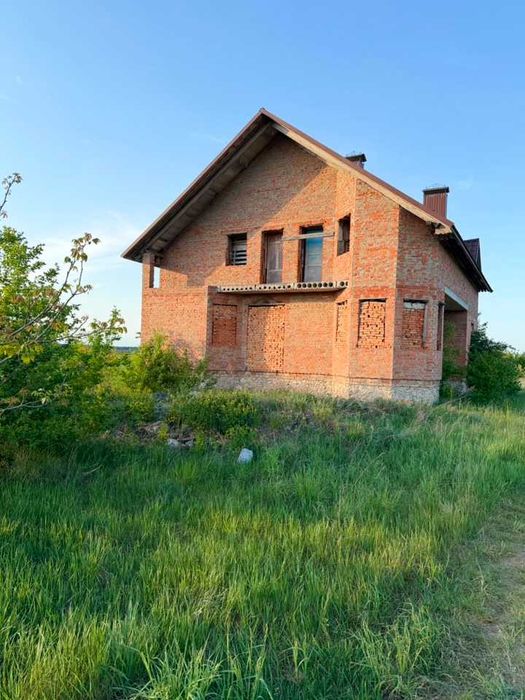 Продаж будинку с. Великі Млинівці