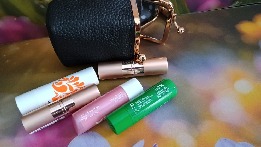 Skórzane etui na pomadki