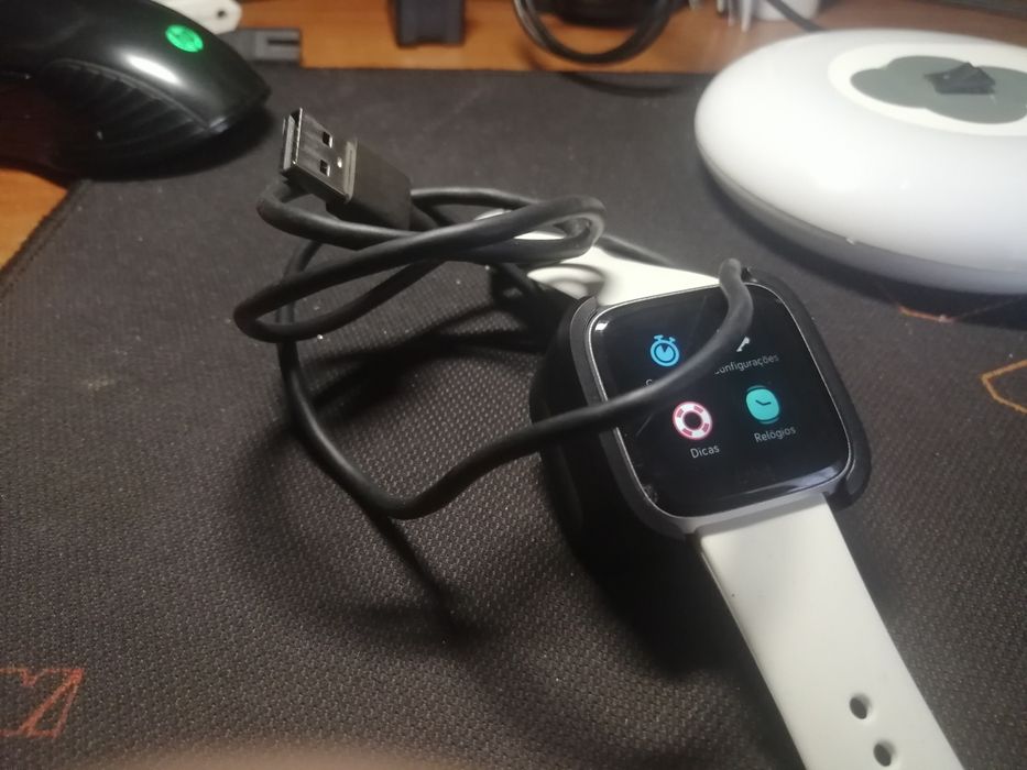 Smartwatch in good condition64564393030274122